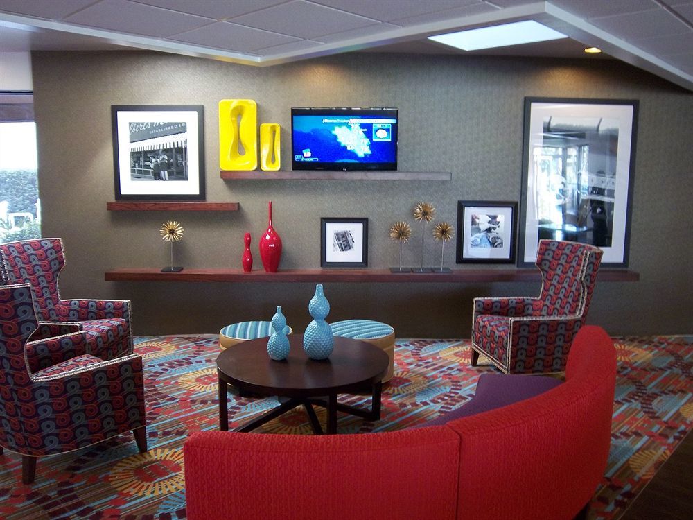 Hampton Inn Daytona Speedway-Airport Дейтона-Бич Экстерьер фото
